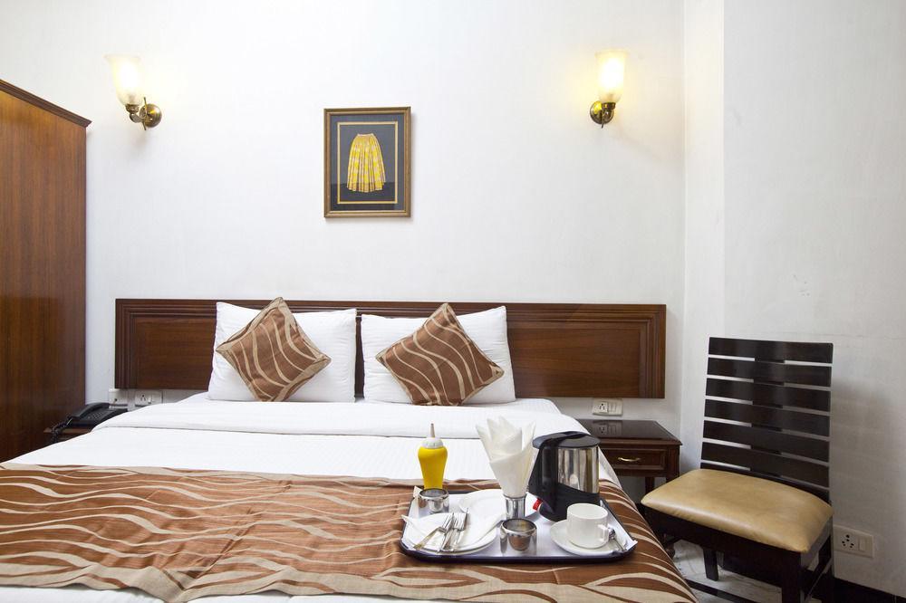 Fabhotel Lord Inn New Delhi Exterior photo
